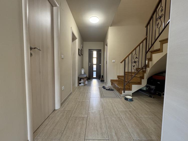 Duplex 4 camera, 120mp utili, 330mp teren-Mosnita Noua