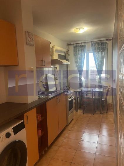 DE VANZARE 3 CAMERE RAUL DOAMNEI | CIRCULAR | METROU - 7