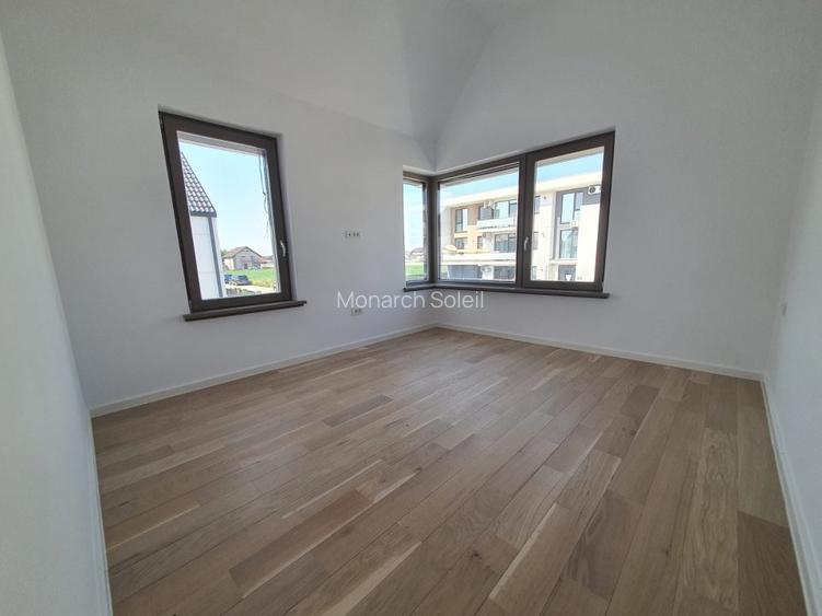 Monarch Soleil - finisaje de lux: parchet,usi, tamplarie lemn natural - 7