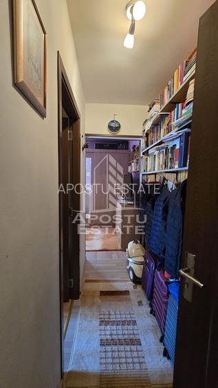 Apartament cu 3 camere, etaj intermediar, zona Dacia - 7