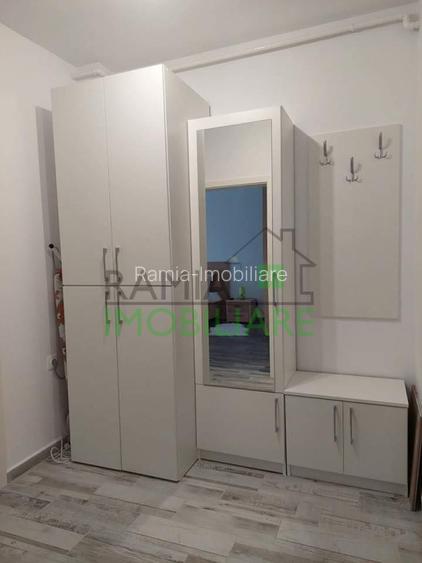 Garsoniera  de inchiriat Avantgarden, parcare, balcon, bloc nou - 4