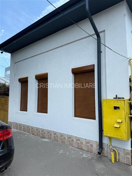Casa zona centrala, 5 camere,  compusa din doua apartamente, chirpic si caramida - 16