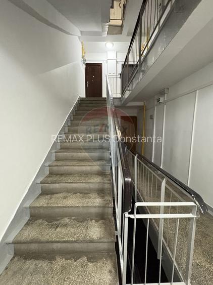 Apartament de vânzare 2 camere central cu vedere la mare - 14