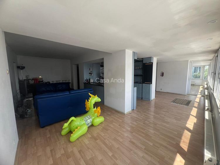 OFERTA DE VANZARE ! Apartament cu 4 camere et 1 pret 160.000 euro - 8