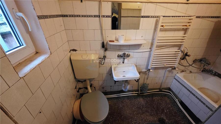 CASA 2 CAMERE 68 MP TEREN 701 MP  APAHIDA - 18