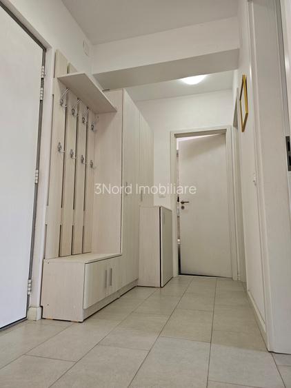 2 Camere Decomandat, Etaj 3/4, Centrală, Lift, Parcare disponibilă, Cubic 4 - 6