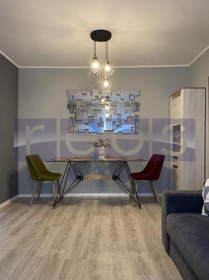 VANZARE 3 CAMERE -SEMIDECOMANDAT -2 minute metrou Dristor 2 - 3