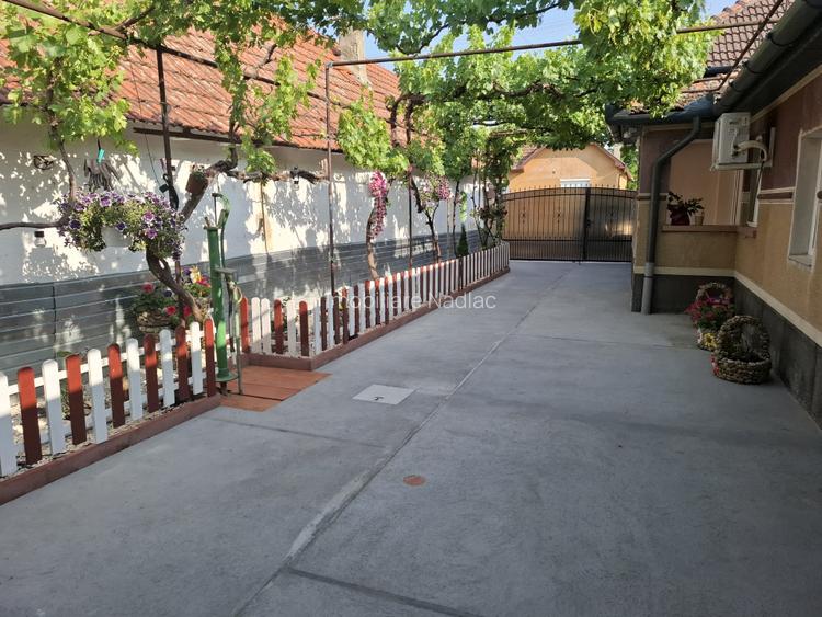 Casa 3 camere in Nadlac renovata recent - 14