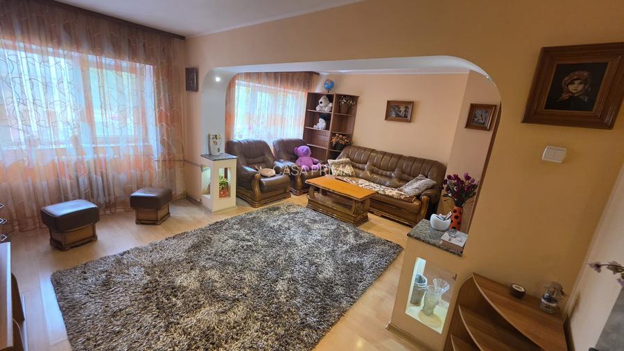 Apartament 3 camere DECOMANDAT , Zona Cug-Rond Vechi !!! - 4