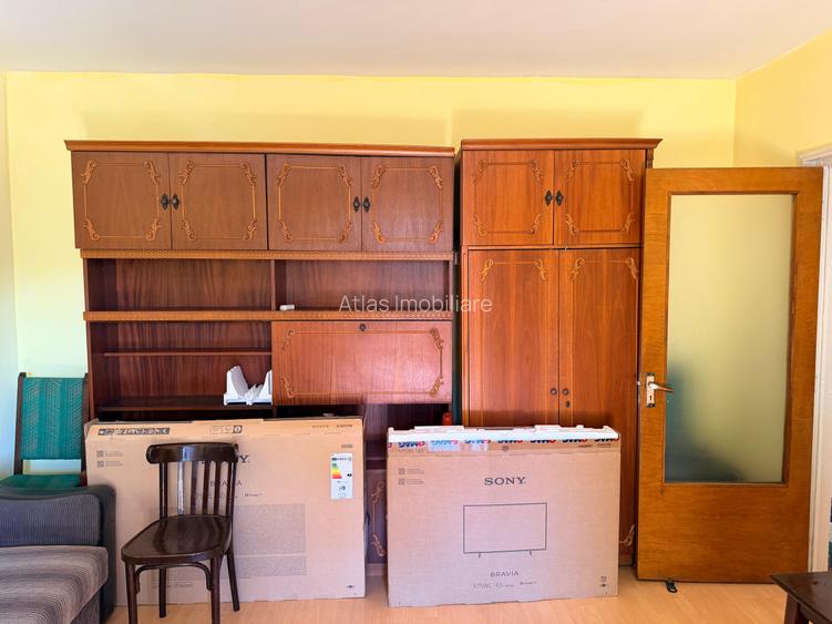 2 camere intersectia Nasaud cu Viilor etaj 1 - 10