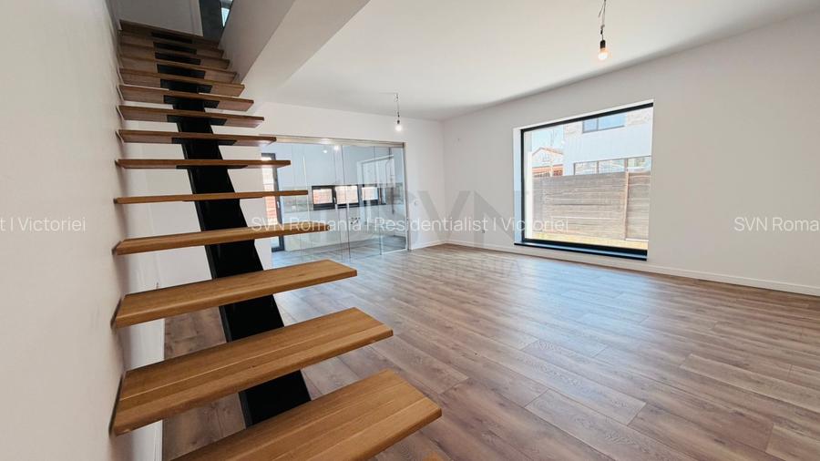 REV2005586 Vila moderna  alipita la calcan cu 5 camere Corbeanca - 2