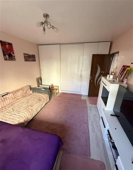 Decomandat, model mare langa Generala 30 - 5