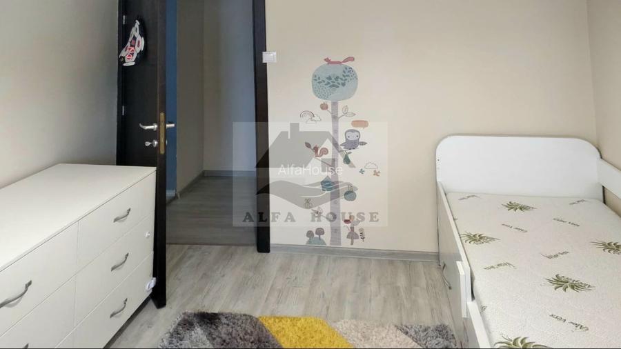 Apartament cu patru camere, zona Florilor-Craiter 80 mp - 5