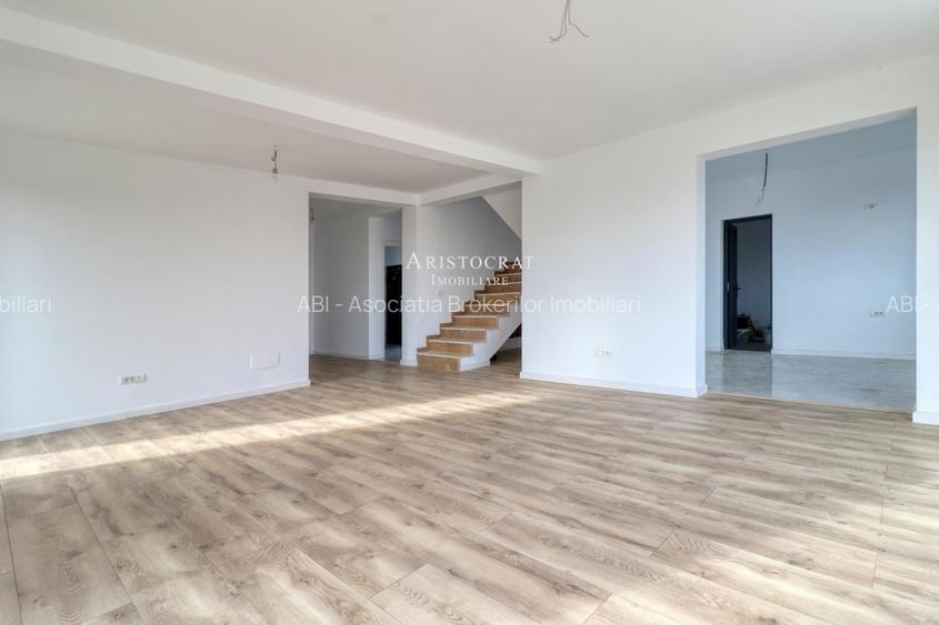 Vila 5 camere cu garaj langa Paradisul Verde - 17