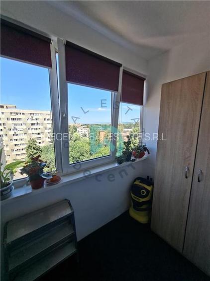 Garsoniera, Calea Bucuresti, etaj intermediar; - 8