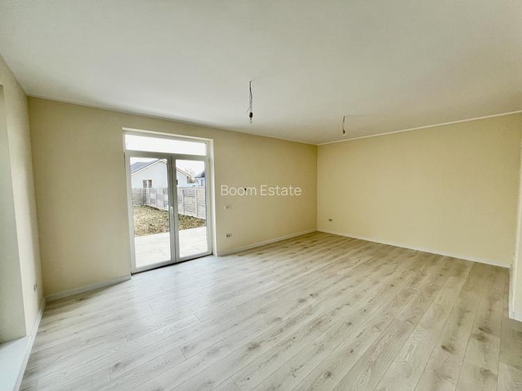 Comision 0%, 4 Camere, Front Stradal Generos - 2