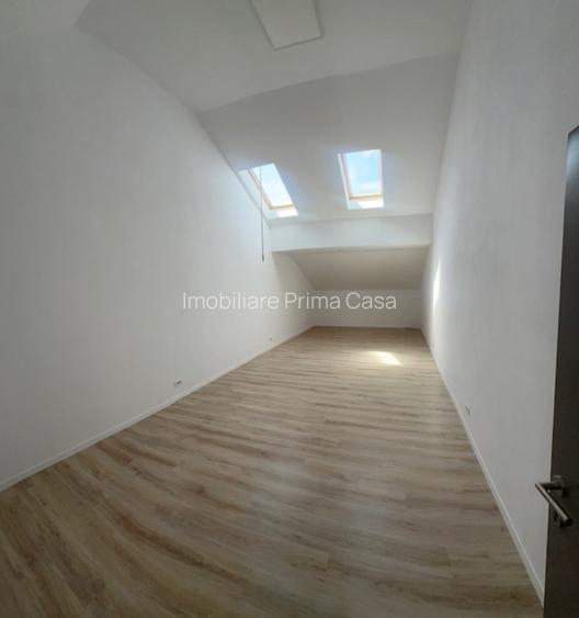 CENTRU VECHI (Zona LOGOut) birouri de inchiriat diferite suprafete de la 12.3mp - 17