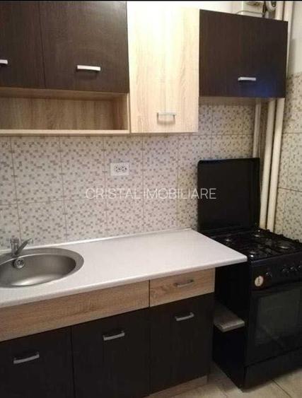 Apartament 3 camere de închiriat Apărătorii Patriei - 5