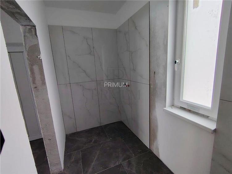 Comision 0 % - Duplex despartit prin camera tehnica - balcon mare - teren 370 mp - 11