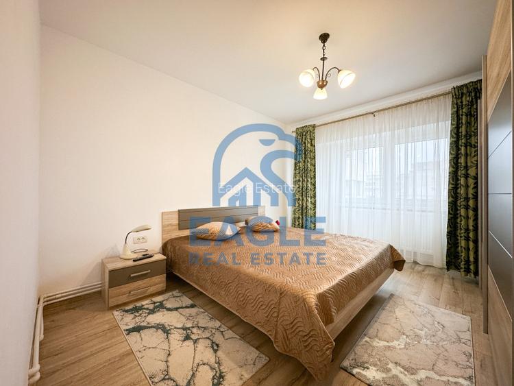 Gara - 2 Camere renovat decomandat cu balcon si vedere spre port - 8