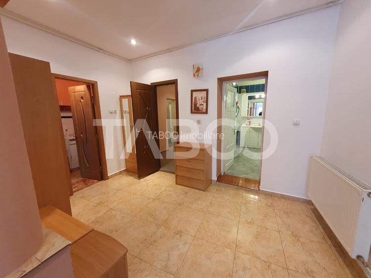 Proprietate exclusivista 2 case si 1 spatiu comercial in zona Centrala - 16