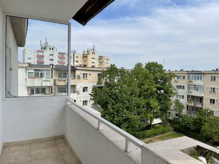 Zona Eroilor, apartament 3 camere decomandate, 2 grupuri sanitare - 20