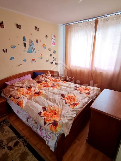 Apartament 3 camere, etaj 3 – Micro 19, capăt troleu - 2