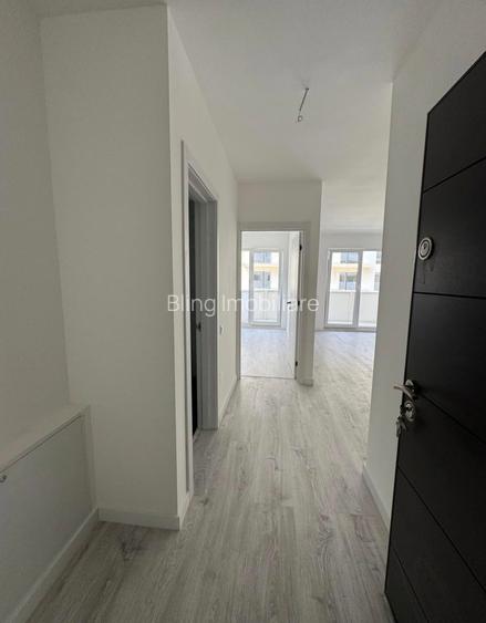Apartament cu  2camere,finisat,etaj intermediar,parcare,zona Eroilor - 3