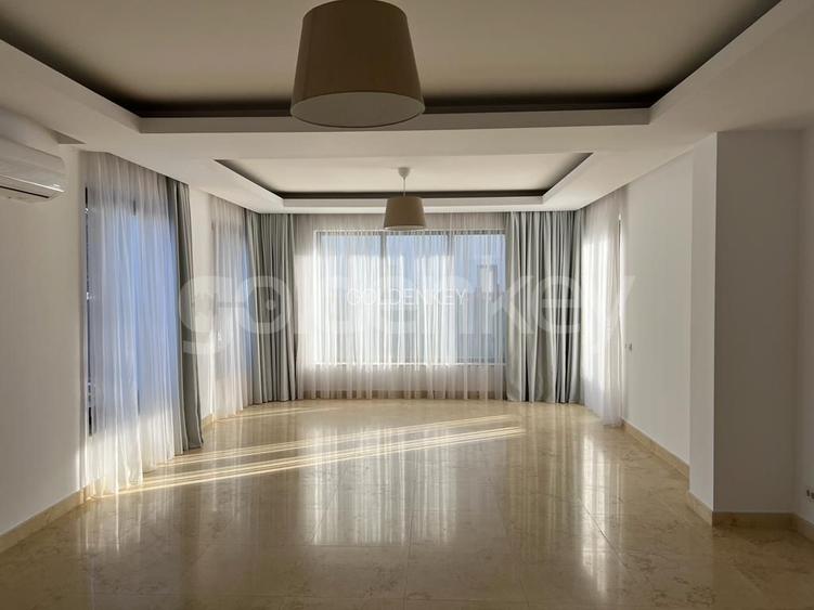 Vila moderna cu 5 camere si piscina| Oxford Gardens - 2