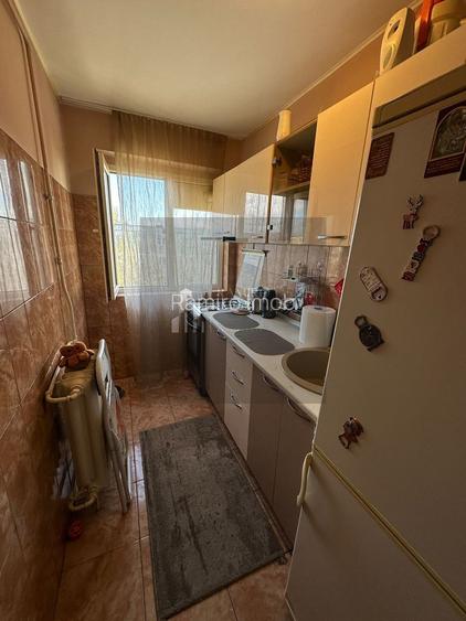 Apartament 2 camere Drumul Gazarului Sector 4 - 9