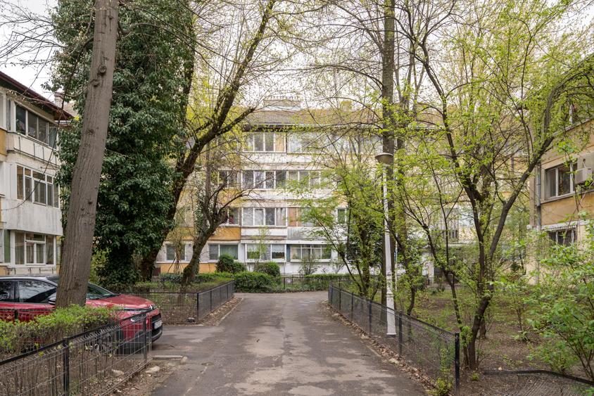 Vânzare Apartament 3 camere de – Pajura, etajul 2 din 3 - 27