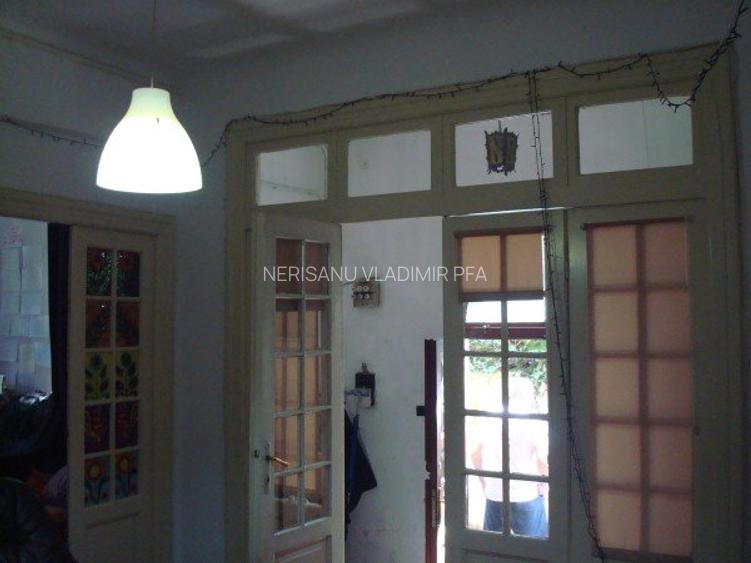 Apartament in vila zona Bd.A.I.Cuza-Metrou Gara de Nord-Sos.Titulescu - 10