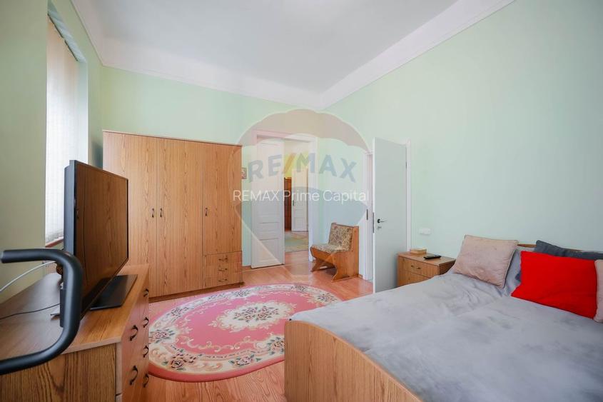 Casă cu 7 camere de vânzare în zona Ultracentrală - 6