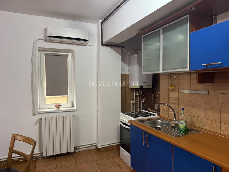 Oferim apartament 2 camere decomandat - 4