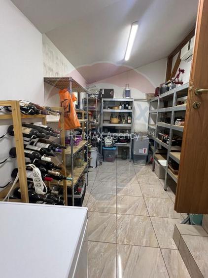 Vilă premium | 8 camere | 834 mp teren | complex privat | 1 Decembrie - 16