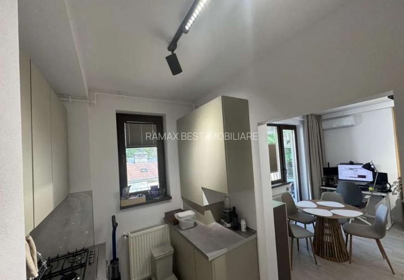 Decebal  - Piata Muncii - 6