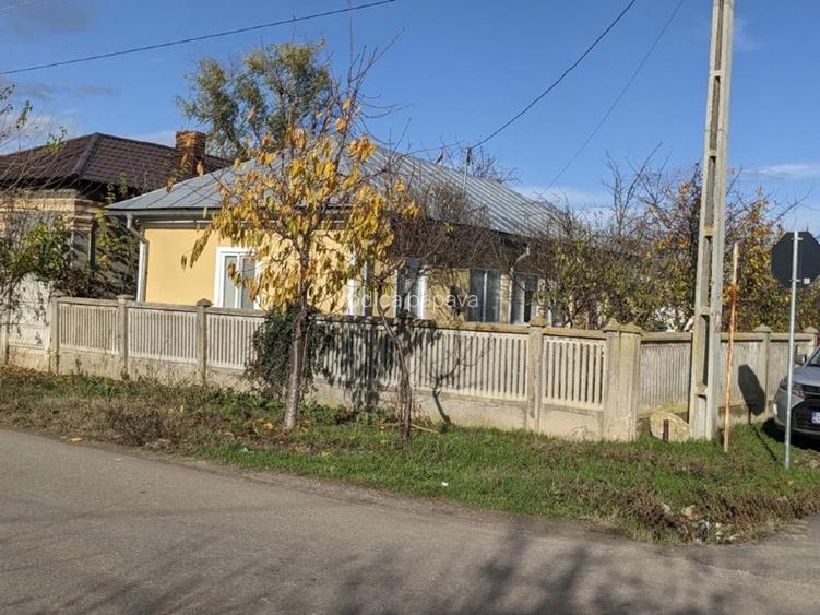 Proprietar,casa renovata ,teren 2000 mp deschidere 113 m,Farcasele Olt - 6