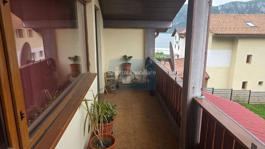 Vilă în Dubova,  langa Dunăre, teren 1361 mp - 13