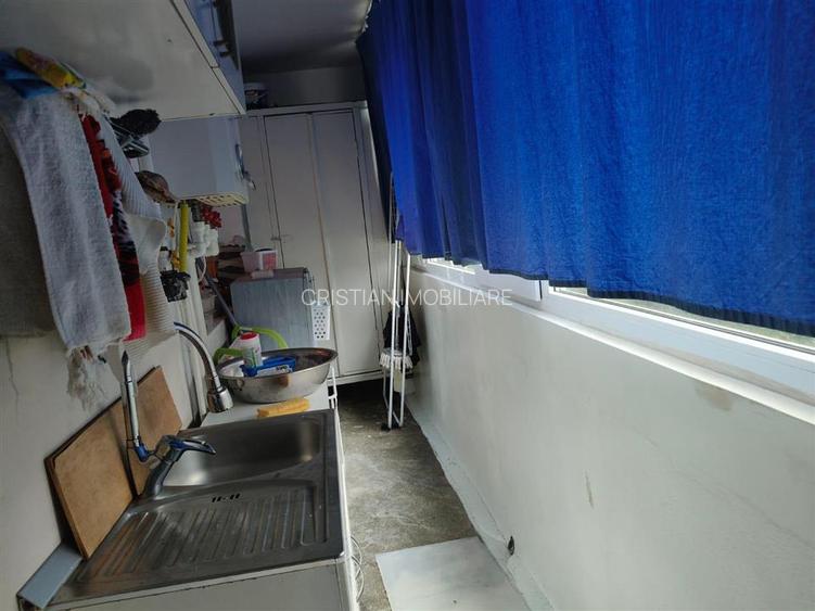 LIBER! 2 camere confort 1 decomandat, etaj 2, cu imbunatatiri, Radu Negru - 7