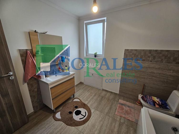 Zona Padurea Verde. In centrul comunei. Dublu front stradal - 10