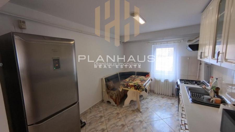 Apartament 4 camere ,Republicii , zona Pol.Sf Ioan - 2