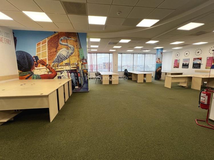 COMISION 0 / Cladire de birouri clasa A / Birou ultrafinisat  - 3