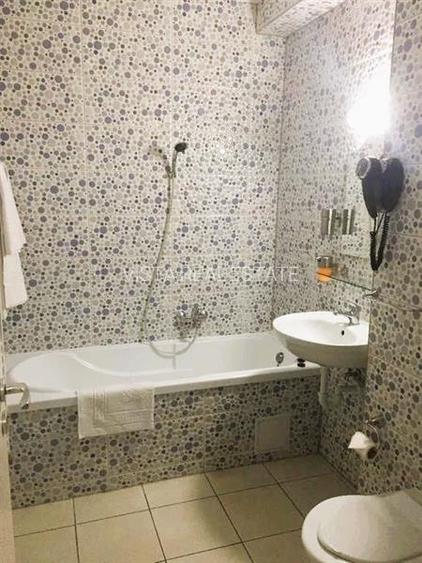 Garsoniera mobilata si utilata plus loc de parcare. Zona Avantgarden 3 - 6