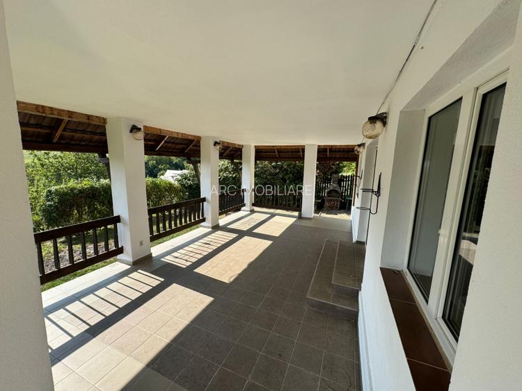 Casa in Săcele poziționată într-o zona linistita, comision 0 - 4