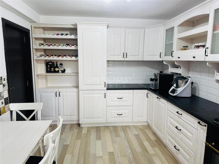 Casa cu 4 camere in Sura Mare - 6