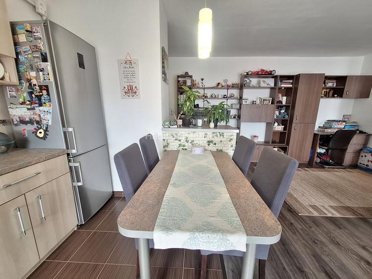 0% comision, 2 camere, strada Florilor, cu parcare, etaj 3/4, Floresti - 8