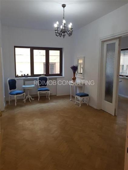 Armeneasca, apartament deosebit, 5 camere, renovat , zona cu acces facil. - 2