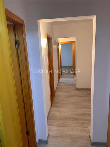 3 camere Renovat, confort 1 decomandat, etaj intermediar, Viziru 3 - 7