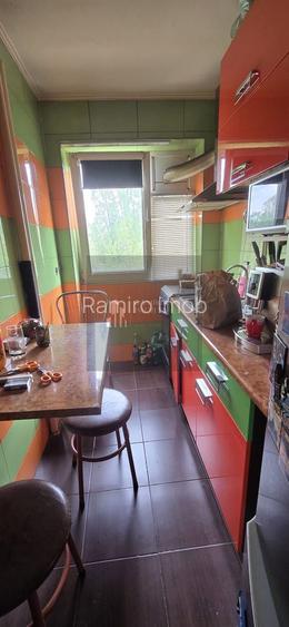 Apartament 3 camere Bd Ctin Brancoveanu /parcare - 9
