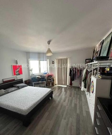 Apartament 2 camere decomandate zona Faleza Nord - 2